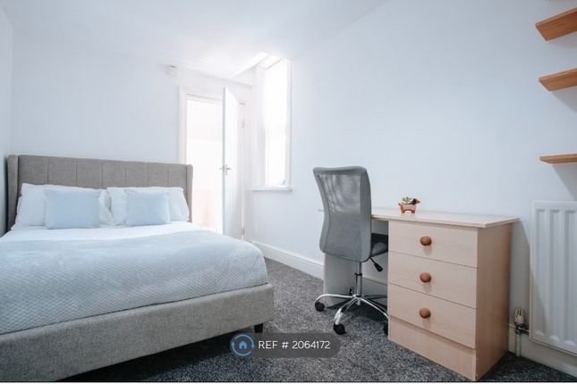 Thumbnail Room to rent in Ninth Avenue, Newcastle Upon Tyne