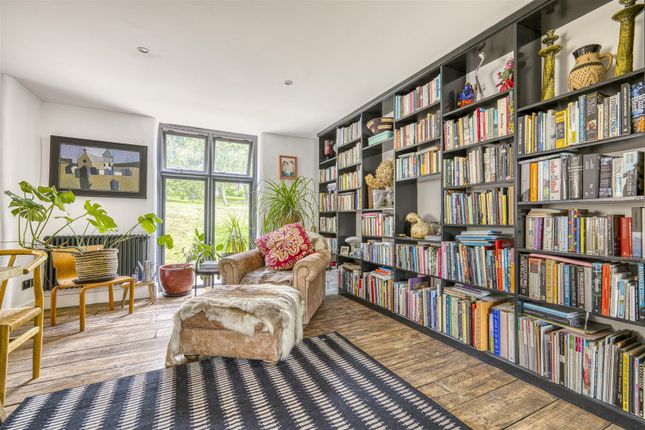 Sitting Room.Jpg