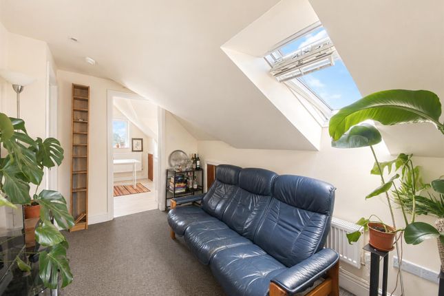 Flat Second Floor, 88, Shirehampton Road, Stoke Bishop photo 2