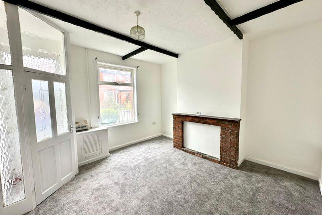 75, Chesham Crescent, Bury photo 3