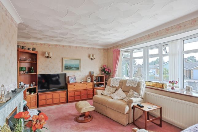 82, Beacon Park Road, Dorset photo 3