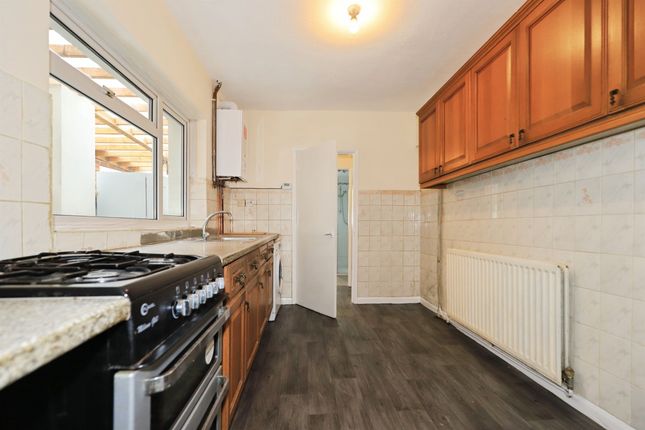 25, Arthur Street, Wolverhampton photo 3