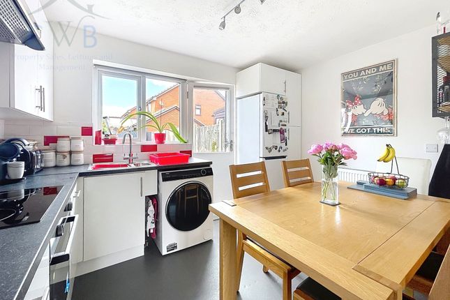 11 Willowside, Snodland photo 3
