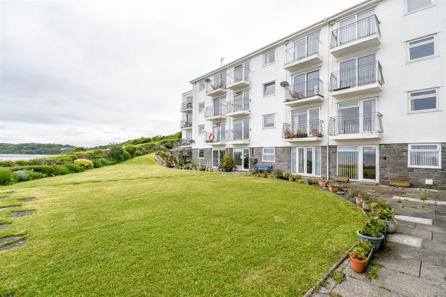 Thumbnail Flat for sale in Maes-Y-Coed, Barry
