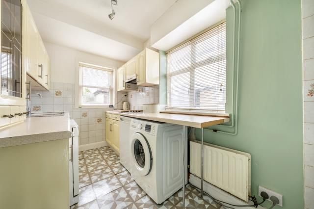 103, Woodstock Road, Kidlington photo 4