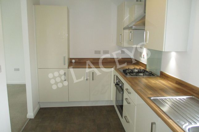 14 Jellicoe Road, Yeovil photo 2