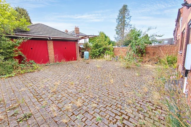 1a, Priorslee Road, Telford photo 2