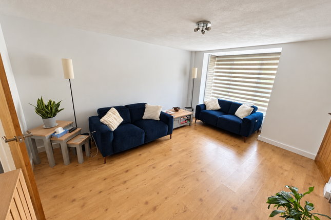 The Oxleys, Harlow photo 3