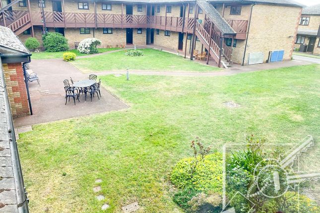 62 St James Oaks, Trafalgar Road, Gravesend photo 4