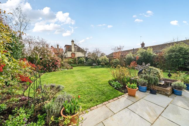 Brook Lodge, 2, Orchard Road, Shalford photo 3
