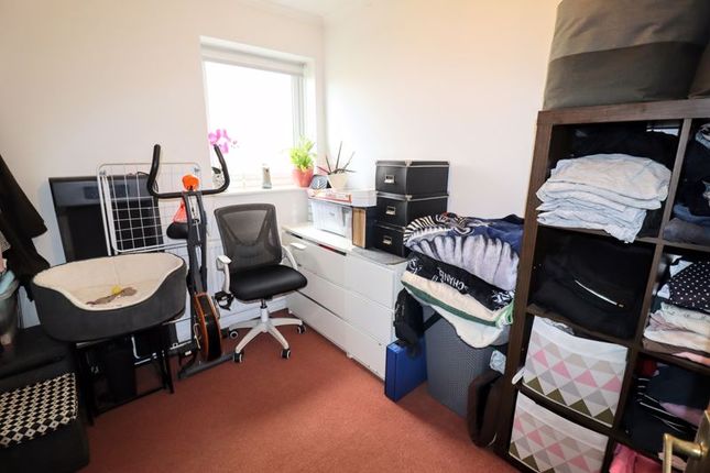8, Kempton Gardens, Milton Keynes photo 4