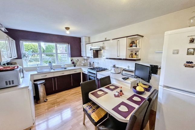 185, Abbots Way, North Shields photo 3