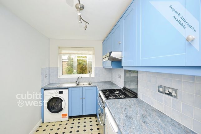 Upton Dene, Sutton photo 2