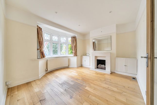 17, Glebe House Drive, Kent photo 3
