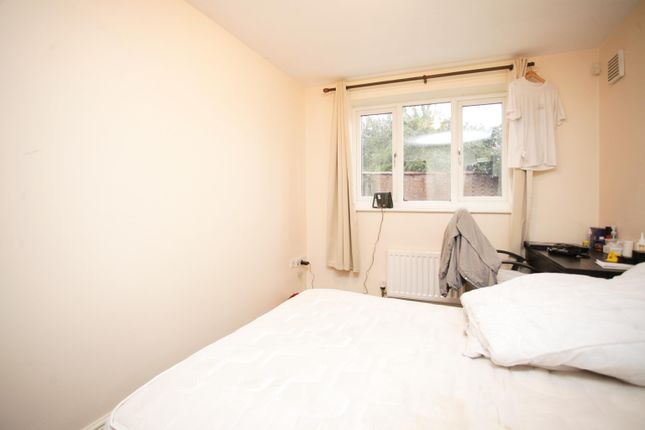 Flat for sale in 206 Swan Lane, Coventry