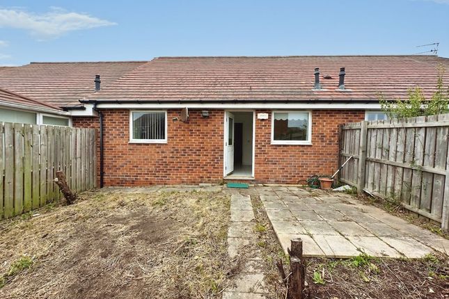 6, Harrogate Court, Ashington photo 2