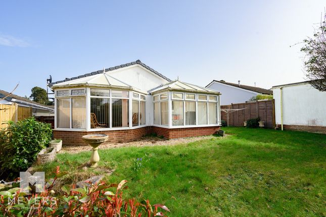 22, Pineholt Close, Ringwood photo 3