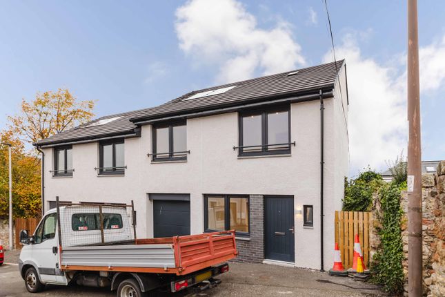 3 Bedroom Semi-Detached in EH17 8RF