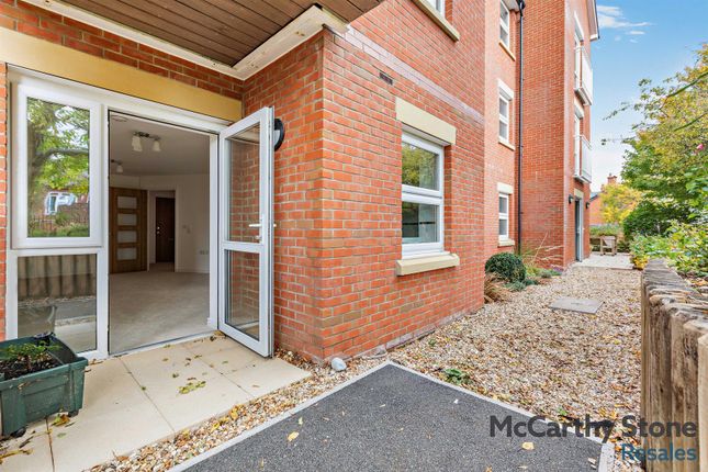 4 Dukes Court, Bulford, Wellington photo 4