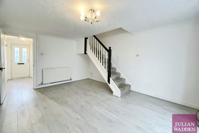 35, Petrel Close, Stockport photo 4