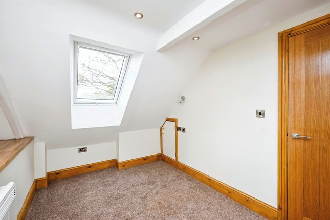 Town house for sale in Crossley Street, Ripley