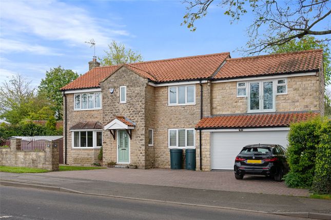 Thumbnail Detached house for sale in Leeds Road, Tadcaster