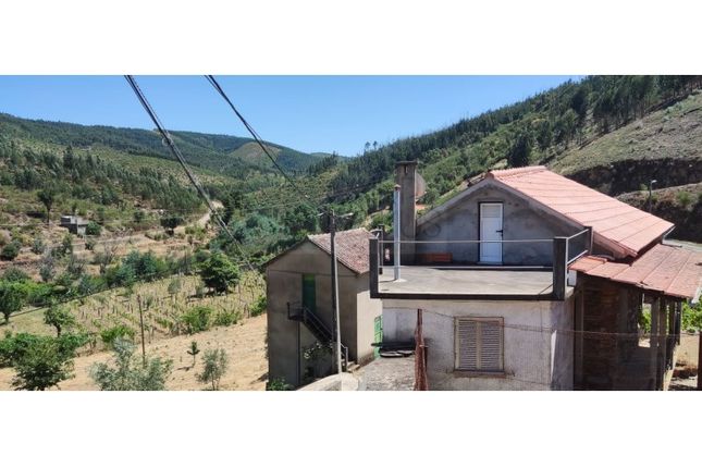 Thumbnail Detached house for sale in Cabril, Pampilhosa Da Serra, Coimbra