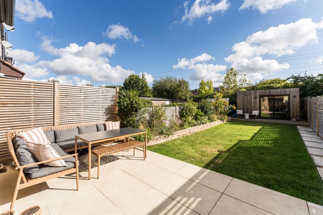 106, Coolgardie Avenue, Highams Park photo 3
