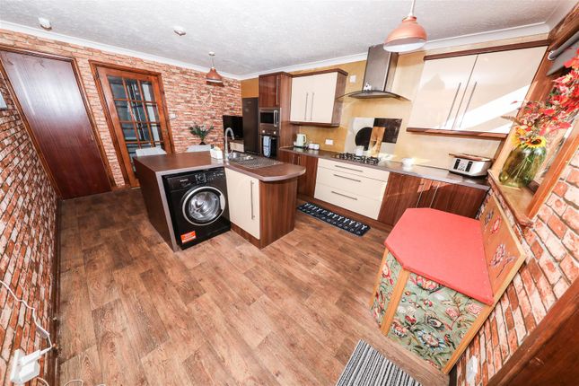 312, William Path, Glenrothes photo 4