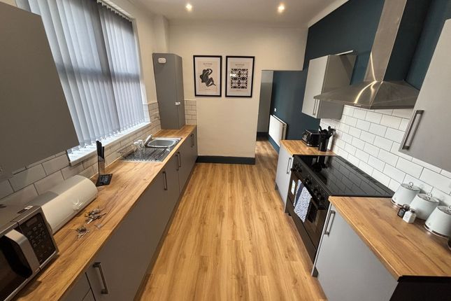 Room 4, Lockett Street, Stoke-On-Trent photo 2