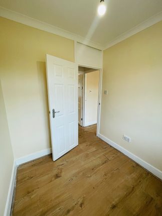 195, Walton Road, London photo 5