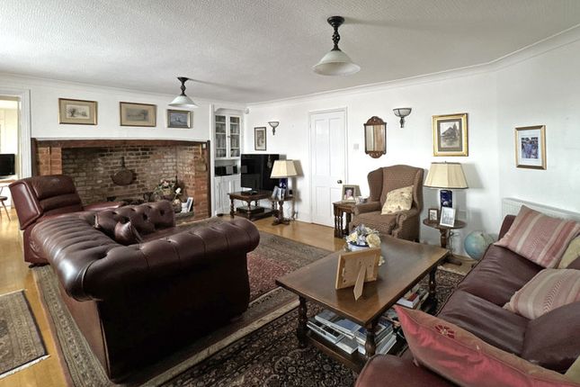 Clifton Lodge, 2 Clifton Place, Peak Hill Road, Sidmouth photo 3