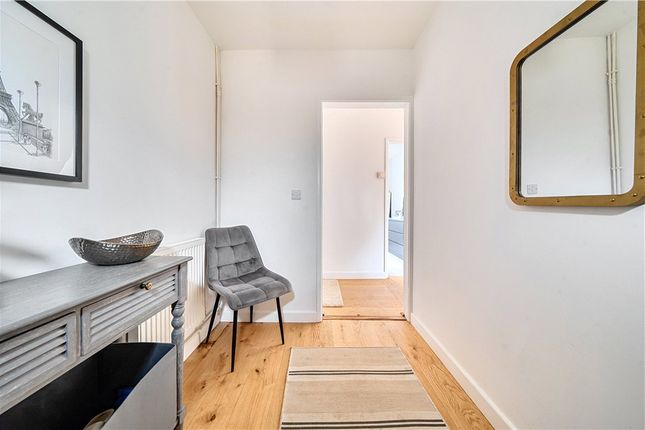 2, Rowden Close, Romsey photo 3