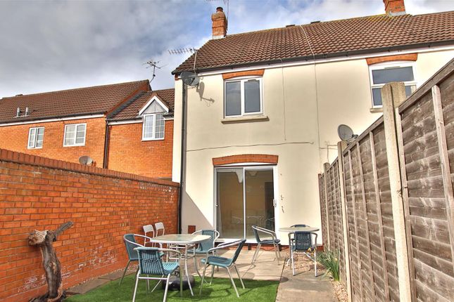 7, Cypress Road, Tewkesbury photo 3
