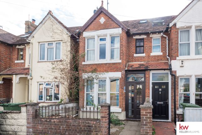 Thumbnail Terraced house to rent in Cricket Road, Oxford