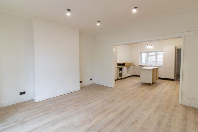 6, Lake View, Wingate photo 4