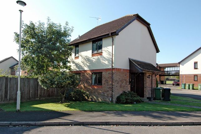 Thumbnail End terrace house to rent in Sandringham Road, Petersfield