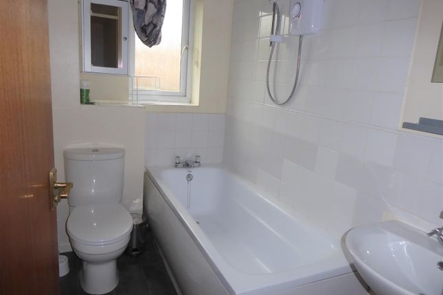 Thumbnail Terraced house to rent in Beaufoy Close, Shaftesbury