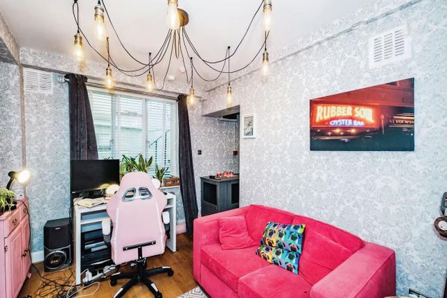 1A Courtenay Towers, Courtenay Terrace, Hove photo 3