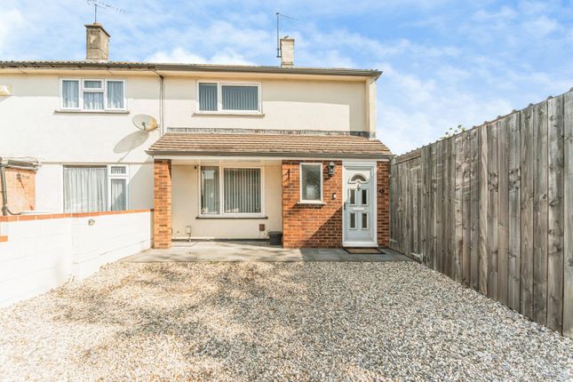 2-bed house on 8, Leighton Avenue, Wiltshire, £1,200/mo