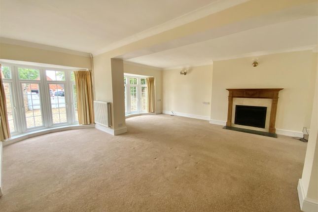 Whitegates House, Stock Lane, Whaddon photo 3