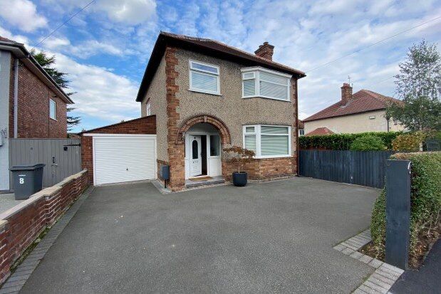 Property to rent in Quarry Avenue, Wirral