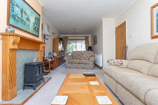 18, Carlton Road East, Kent photo 4