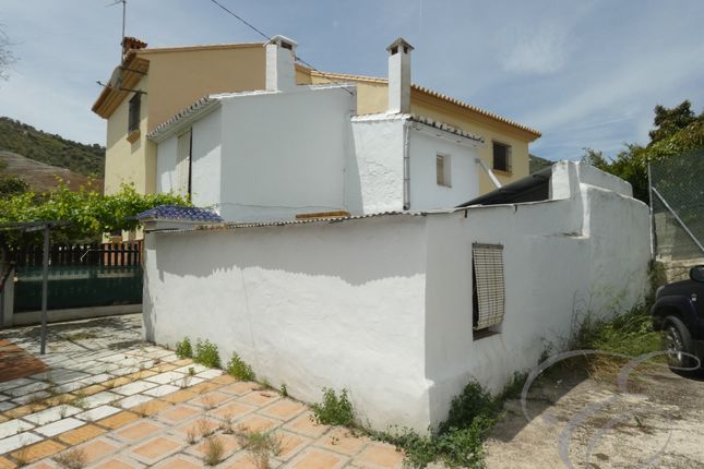 Thumbnail Semi-detached house for sale in Cútar, Axarquia, Andalusia, Spain