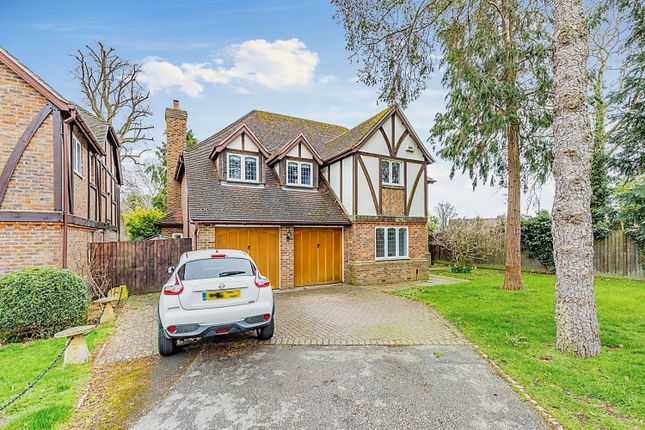 Detached house for sale in Park Avenue, Newport Pagnell