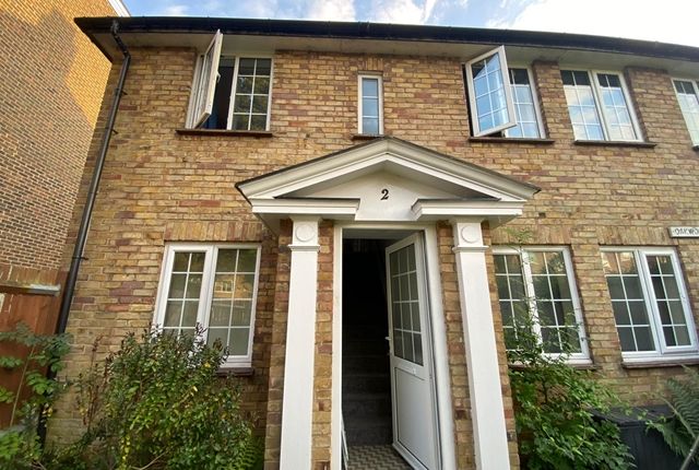 Thumbnail Maisonette to rent in Oakwood House, South Bank, Surbiton, London