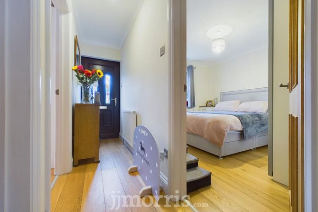 25 Llain Drigarn, Crymych photo 5