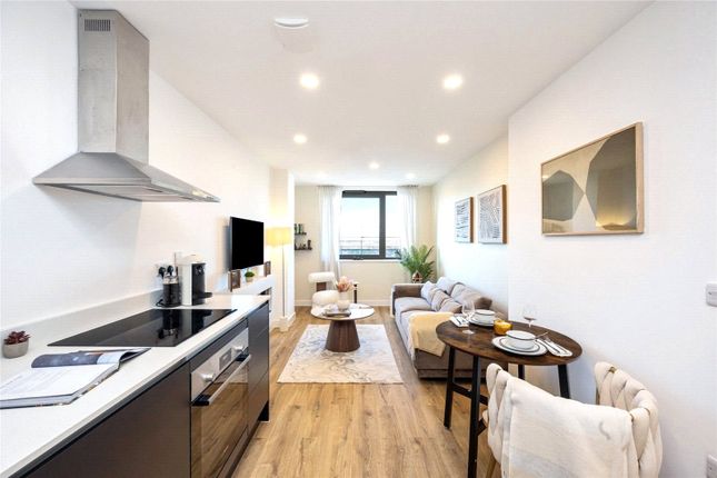 1-bed flat on Apartment 16, Palmer House 110-111,, Davigdor Road, East Sussex, £240,000