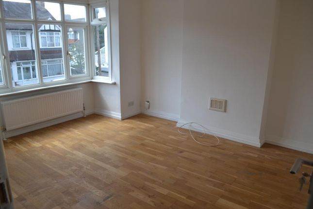 17, Warlingham Road, Thornton Heath photo 5