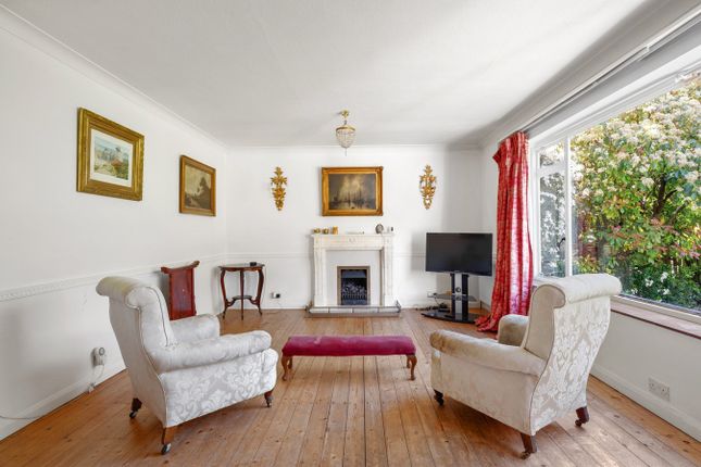 14, The Mount, Weybridge photo 4